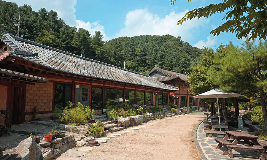 두메산골 펜션 전경 사진